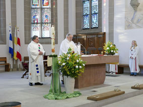 Lumen Christi - Auferstehungsmesse in St. Crescentius (© Karl-Franz Thiede)